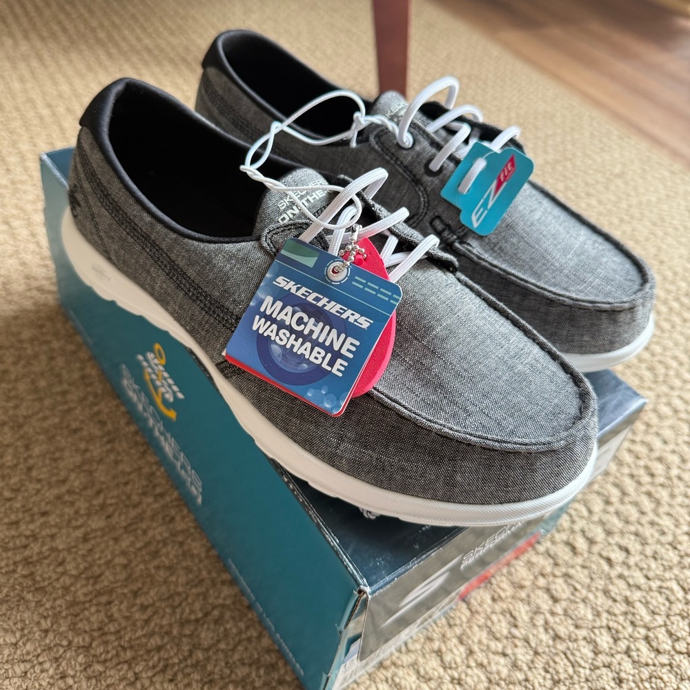 Skechers Go Walk Lite Isla Women's Boat Shoes - Size 7 - Wide Fit